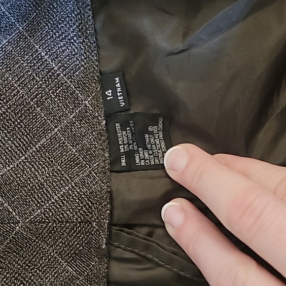 Tahari by Arthur. S. Levine Blazar Jacket With Dress Slacks/Pants Size 14 - Picture 7 of 7